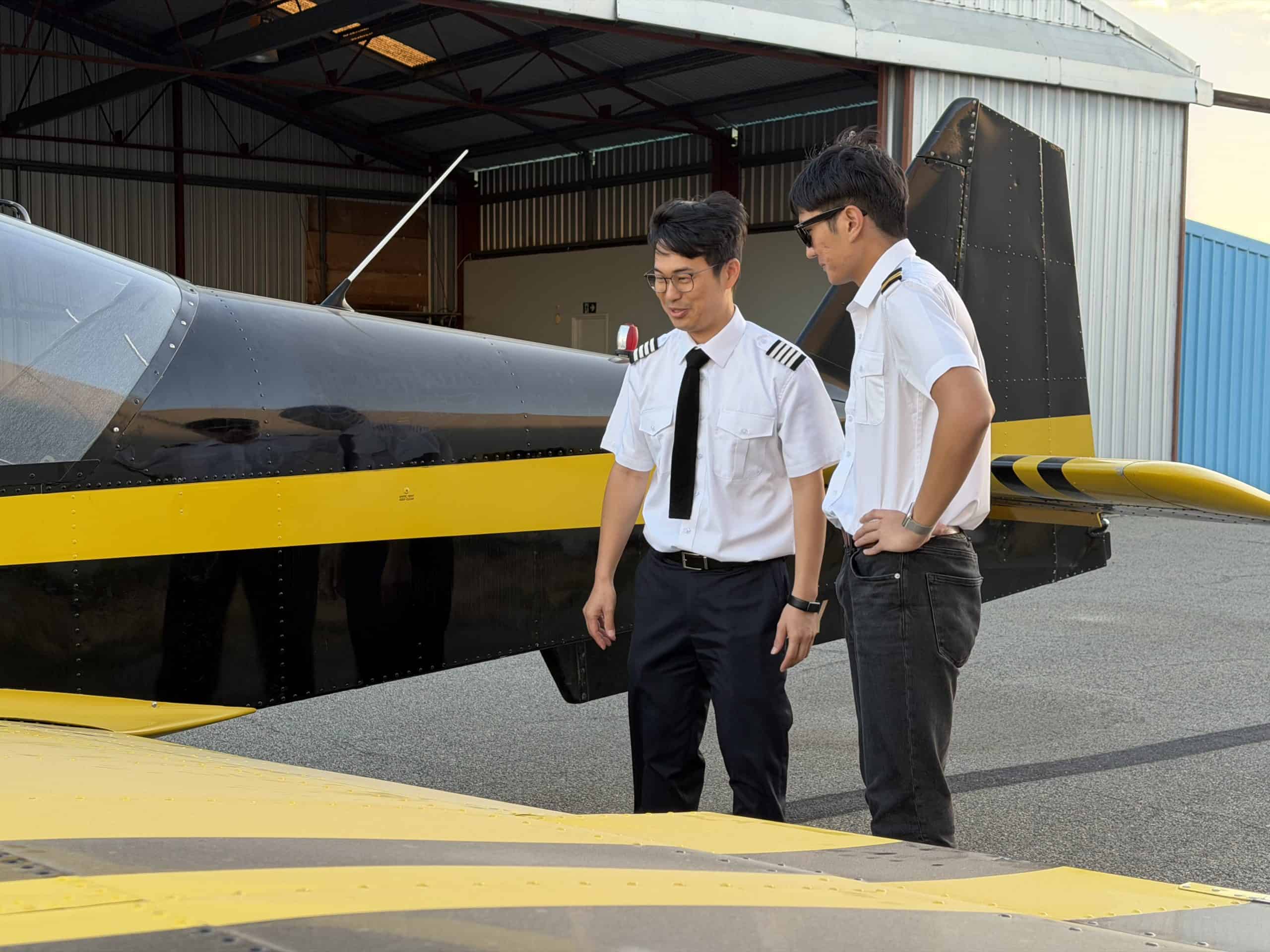 Commercial Pilot Licence training advanced flight operations cockpit