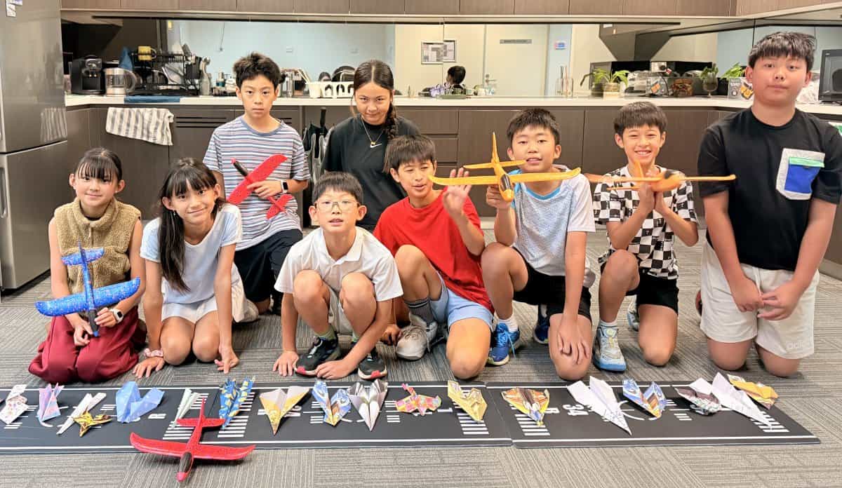 Students participating in Wingman Academies school holiday aviation program in Perth.